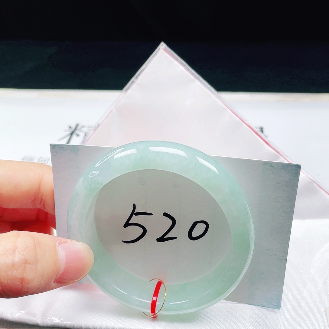 翡翠未镶嵌手镯正圈53