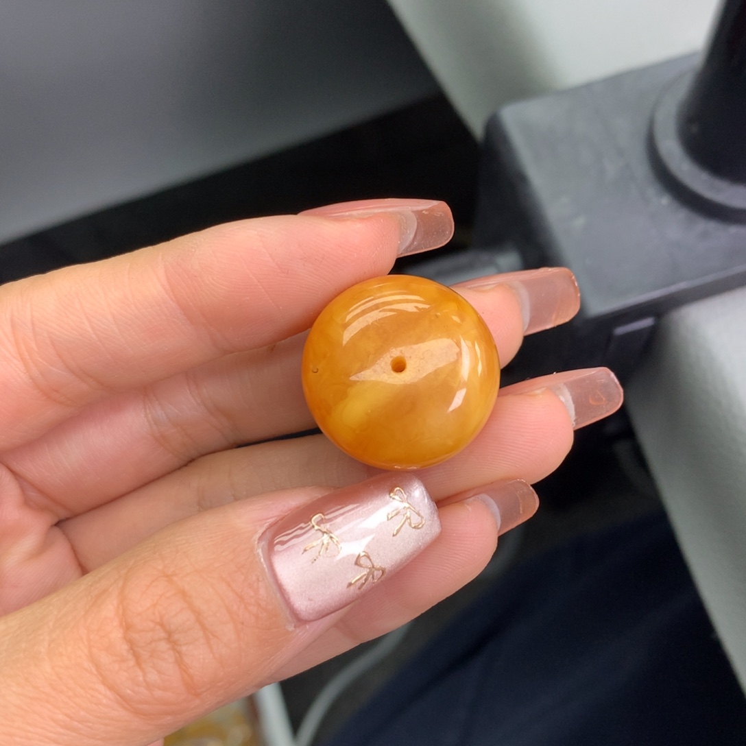 琥珀未镶嵌珠宝奇石21*17