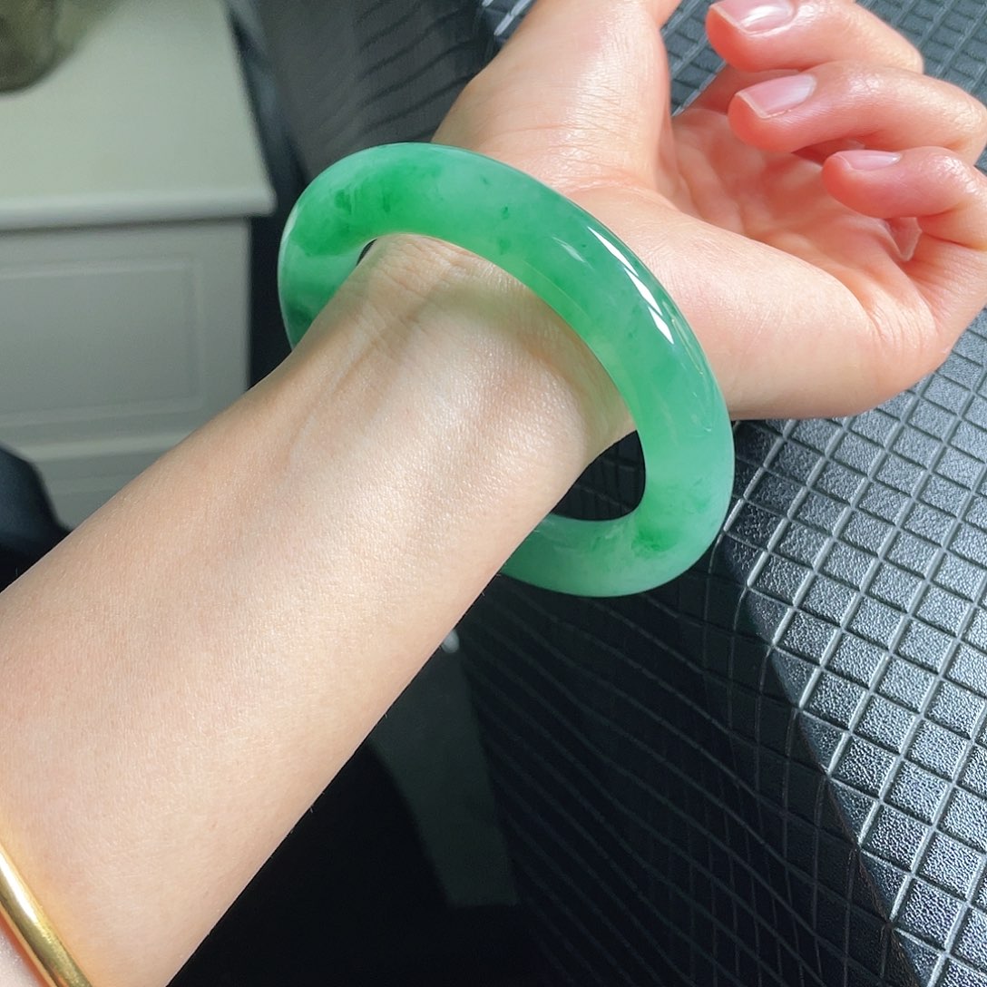 石英质玉手镯55未镶嵌