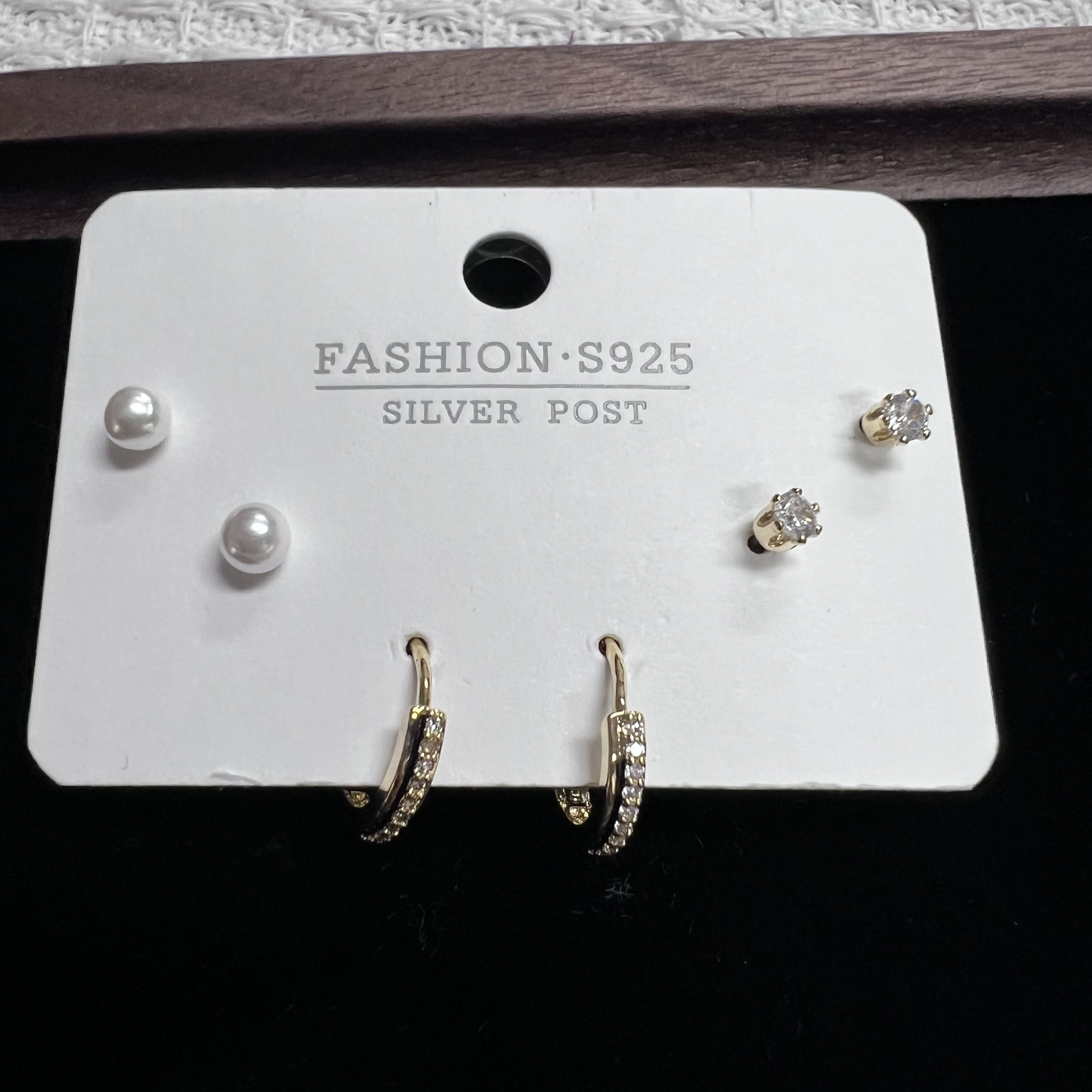 合金合成锆石耳饰 女耳钉素款百搭小众迷你两戴饰品个性时尚简约