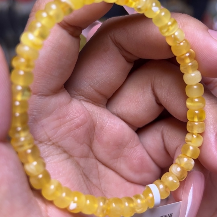 未镶嵌琥珀珠宝奇石