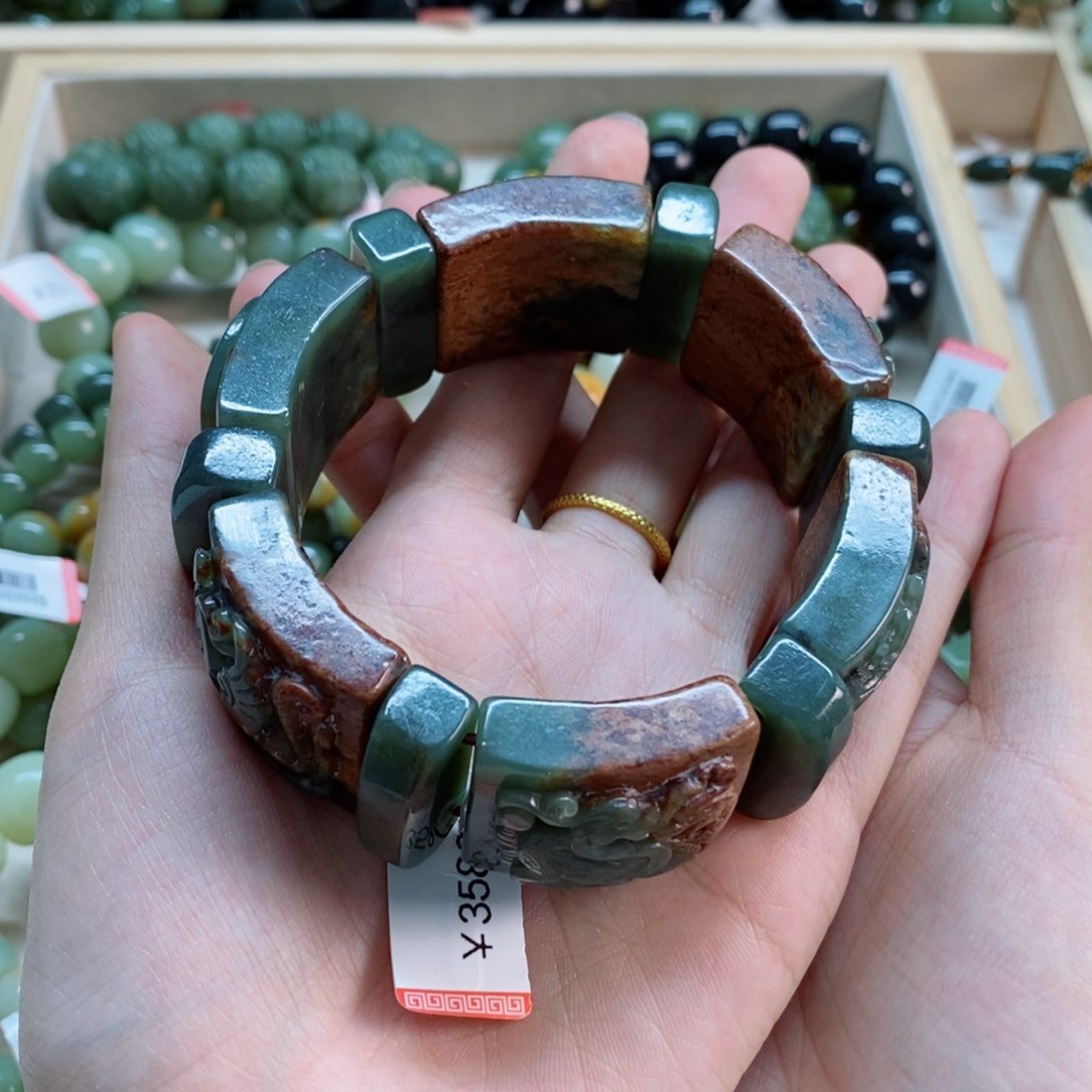 透闪石质玉手牌未镶嵌燊*