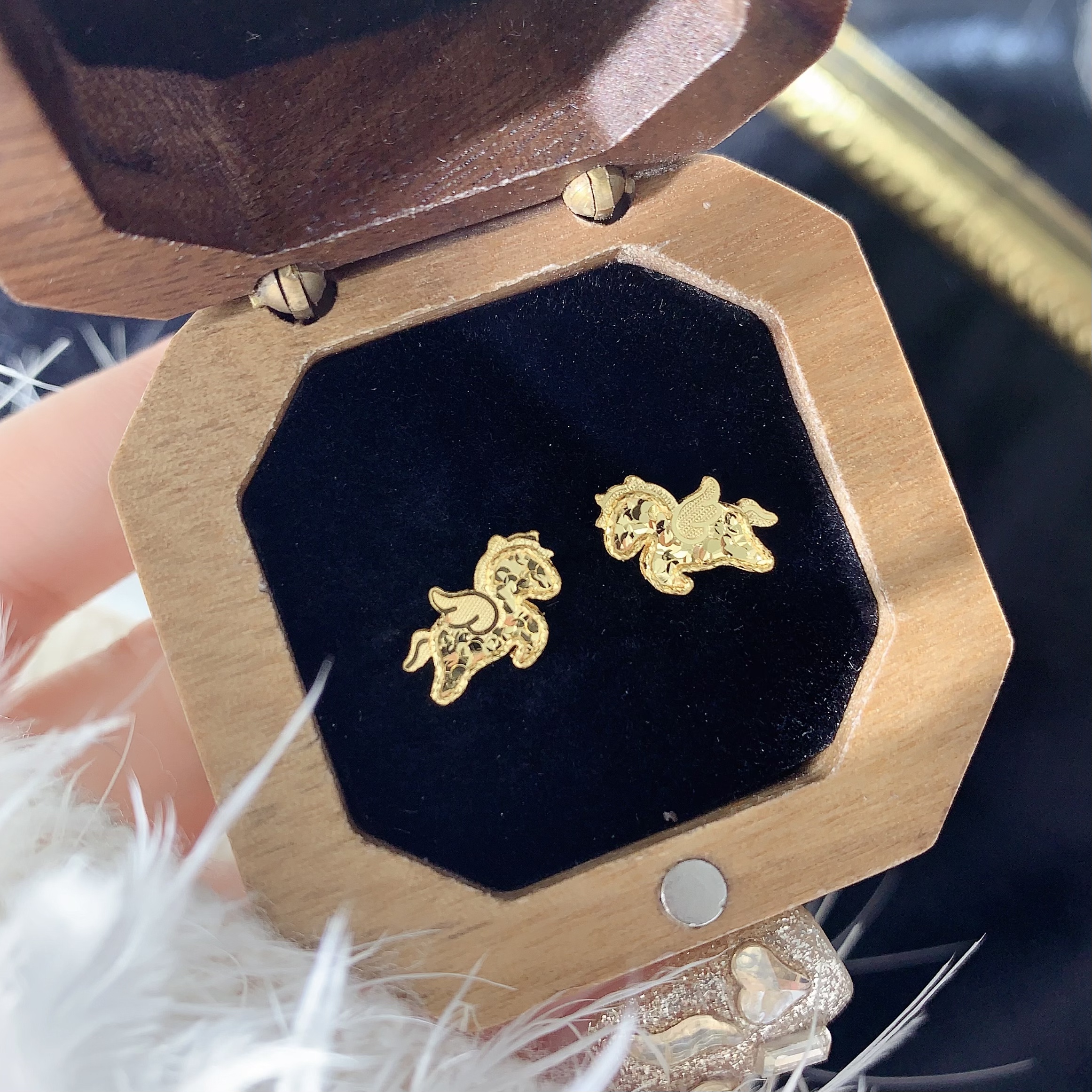 【伟新源】足金999 5G工艺  碎碎小马直针1.92克