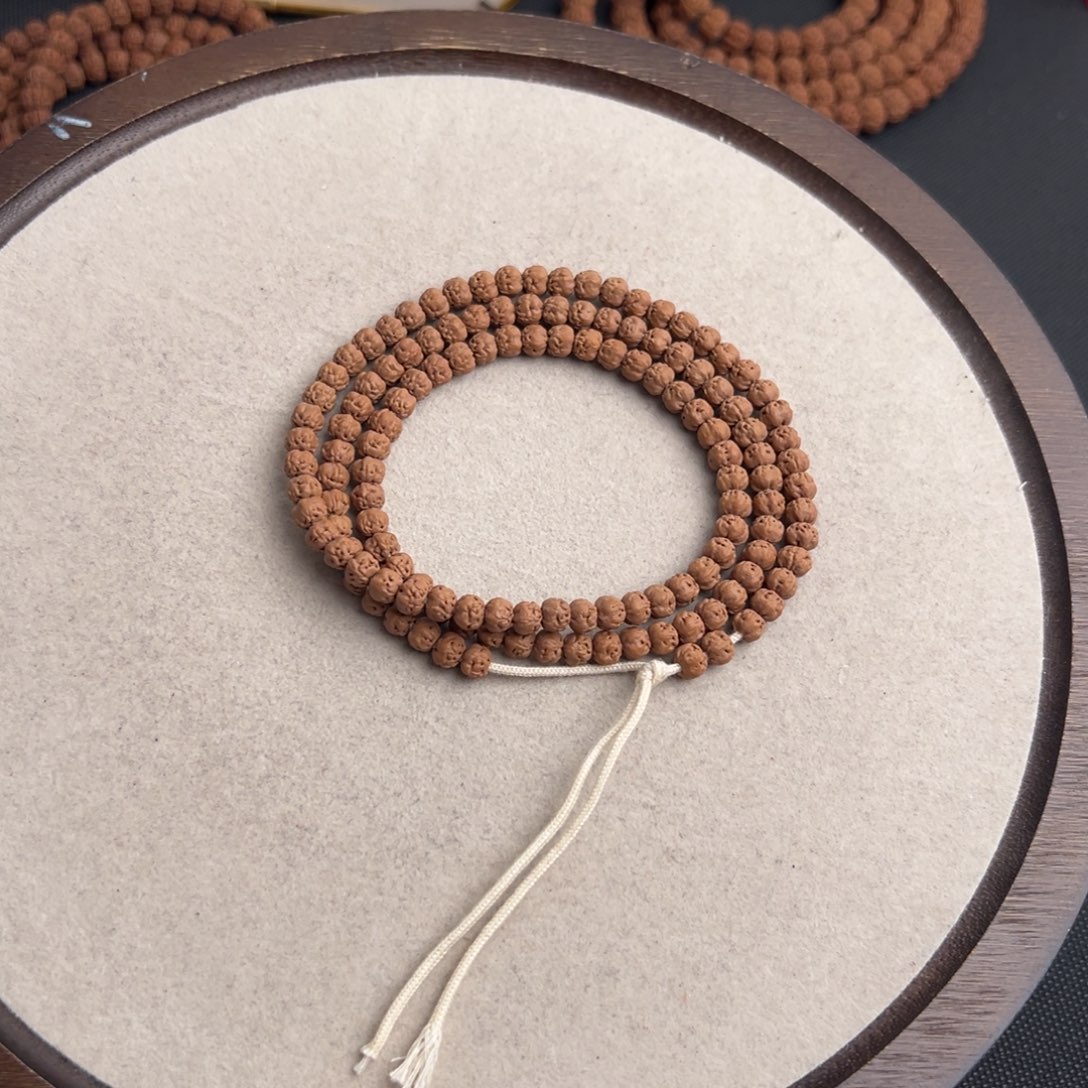 若***刻金刚菩提吊坠超头