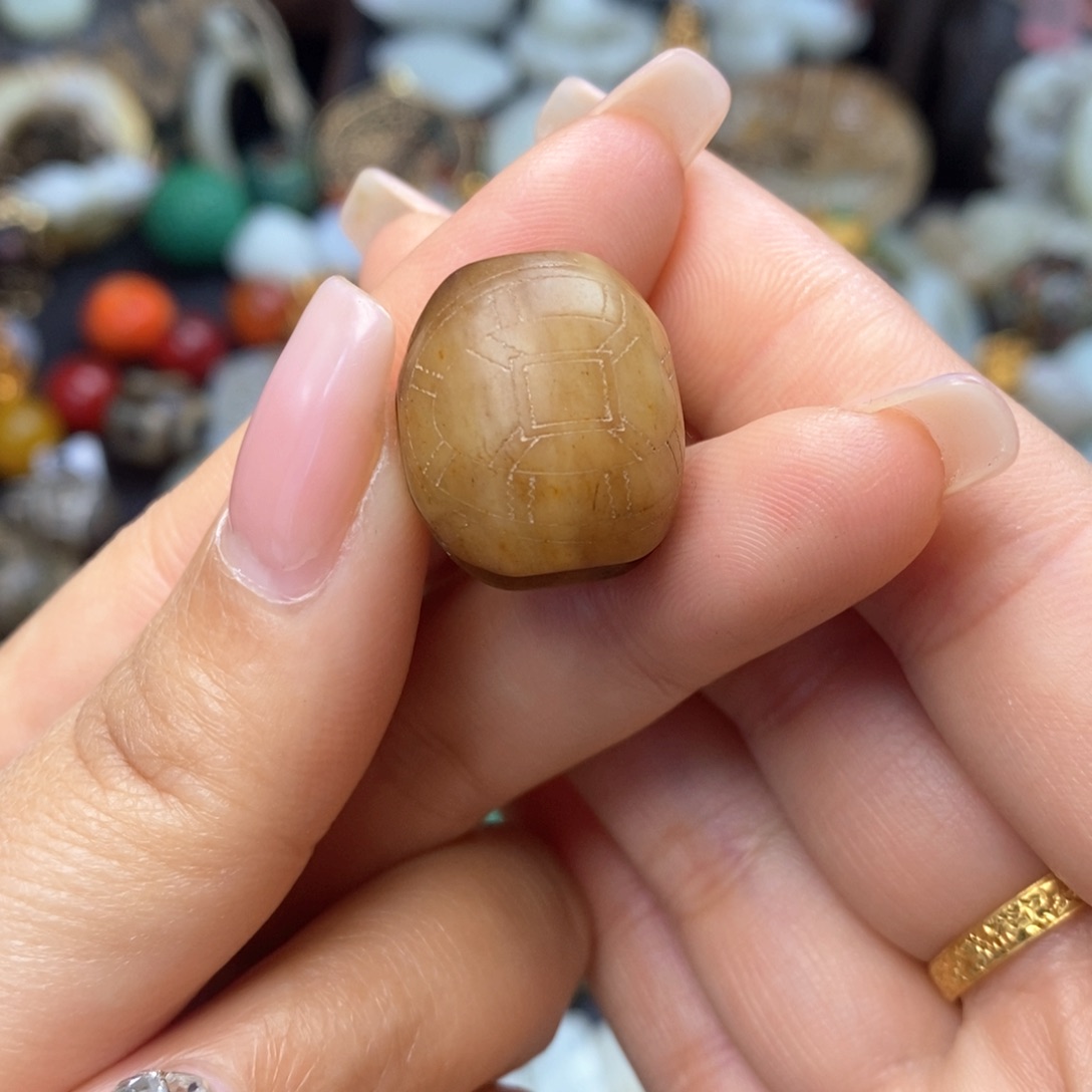 未镶嵌颈饰玛瑙/玉髓