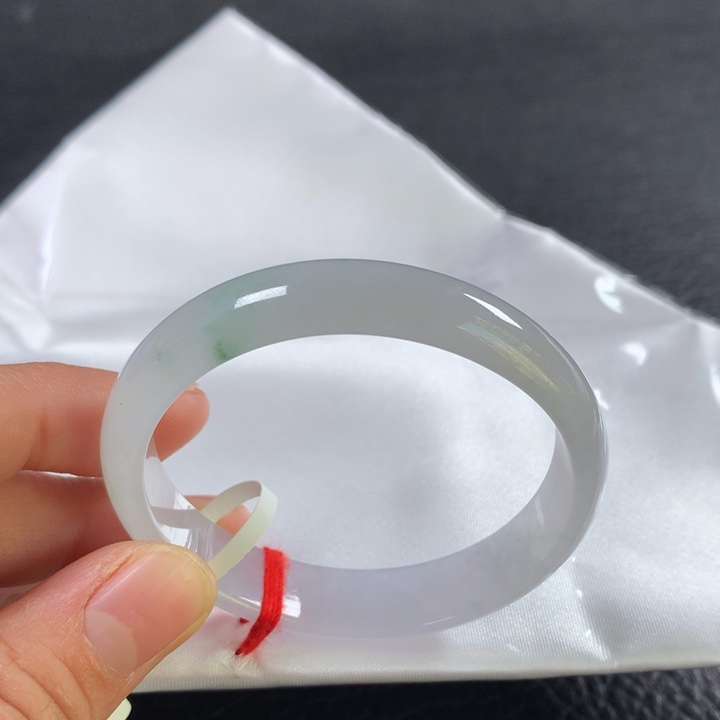 翡翠未镶嵌手镯（贵妃镯）52➕