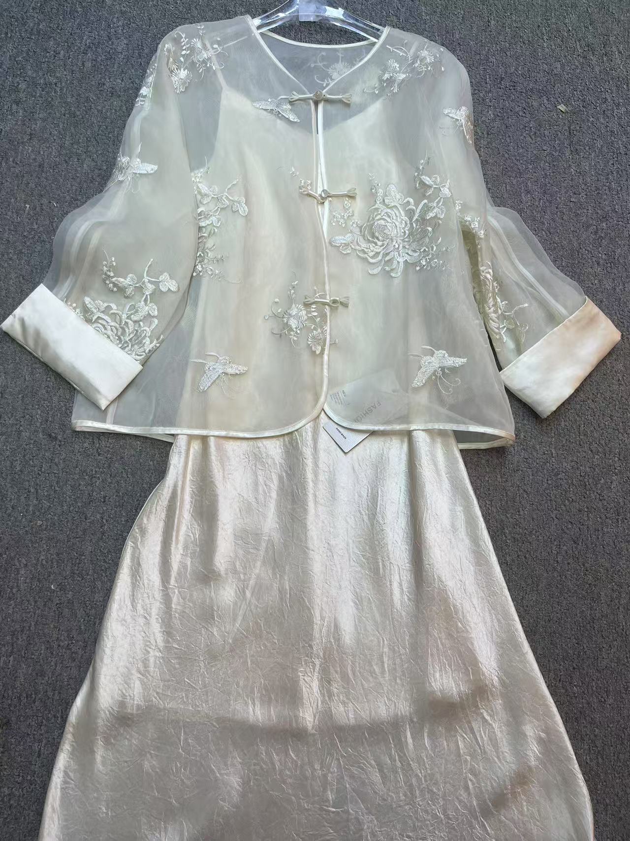 【深圳南油二姐】新中式梅兰竹菊显瘦长袖时尚外套8267+白吊带裙