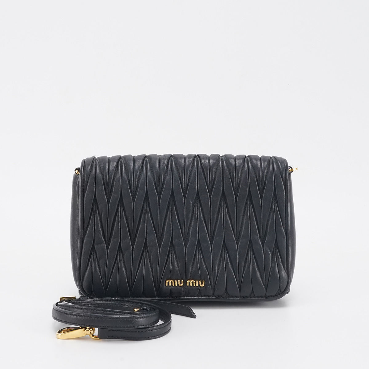 95新 MIU MIU/缪缪 黑金相机斜挎包【静文】BGB200530034