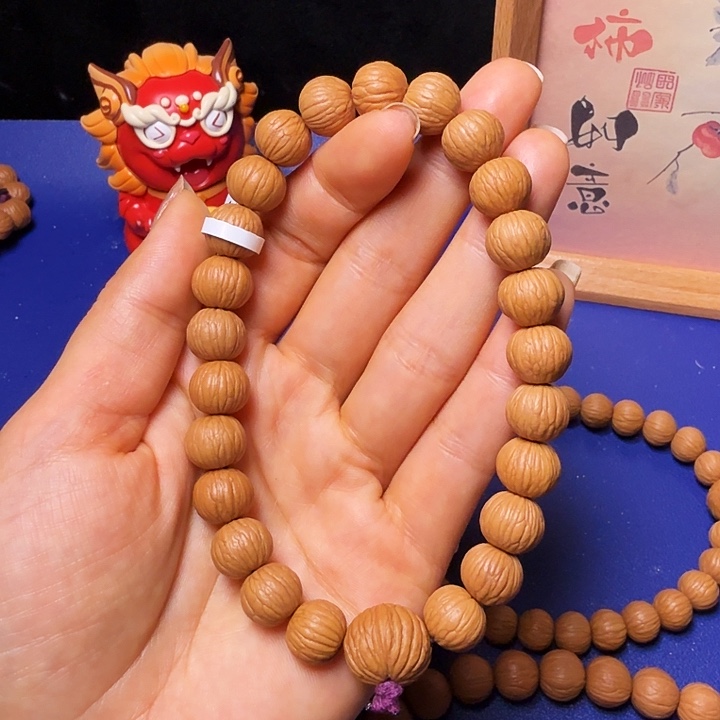 世***雨吊坠猴头核桃土豪