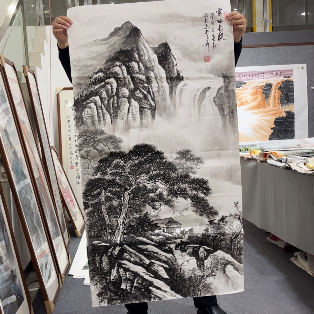 国画LT国画单幅任发