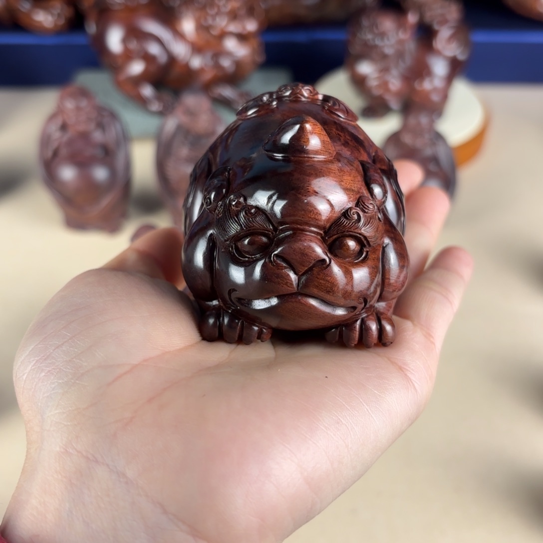 黄花梨/降香黄檀把件把件