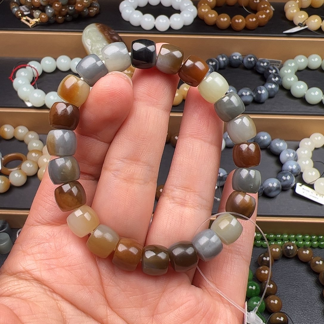 和田玉未镶嵌手链