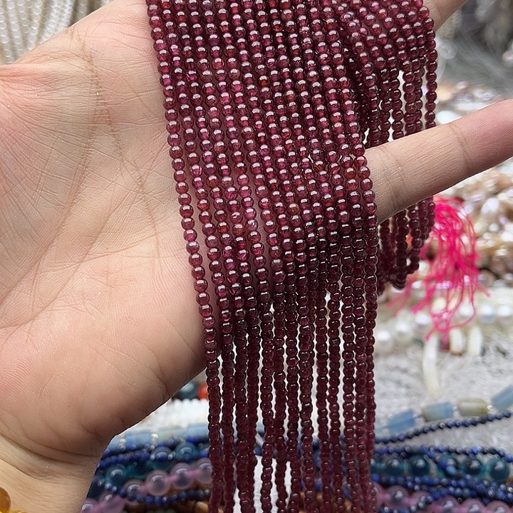 玛瑙/玉髓未镶嵌珠宝半成品一条3mm左右石榴石