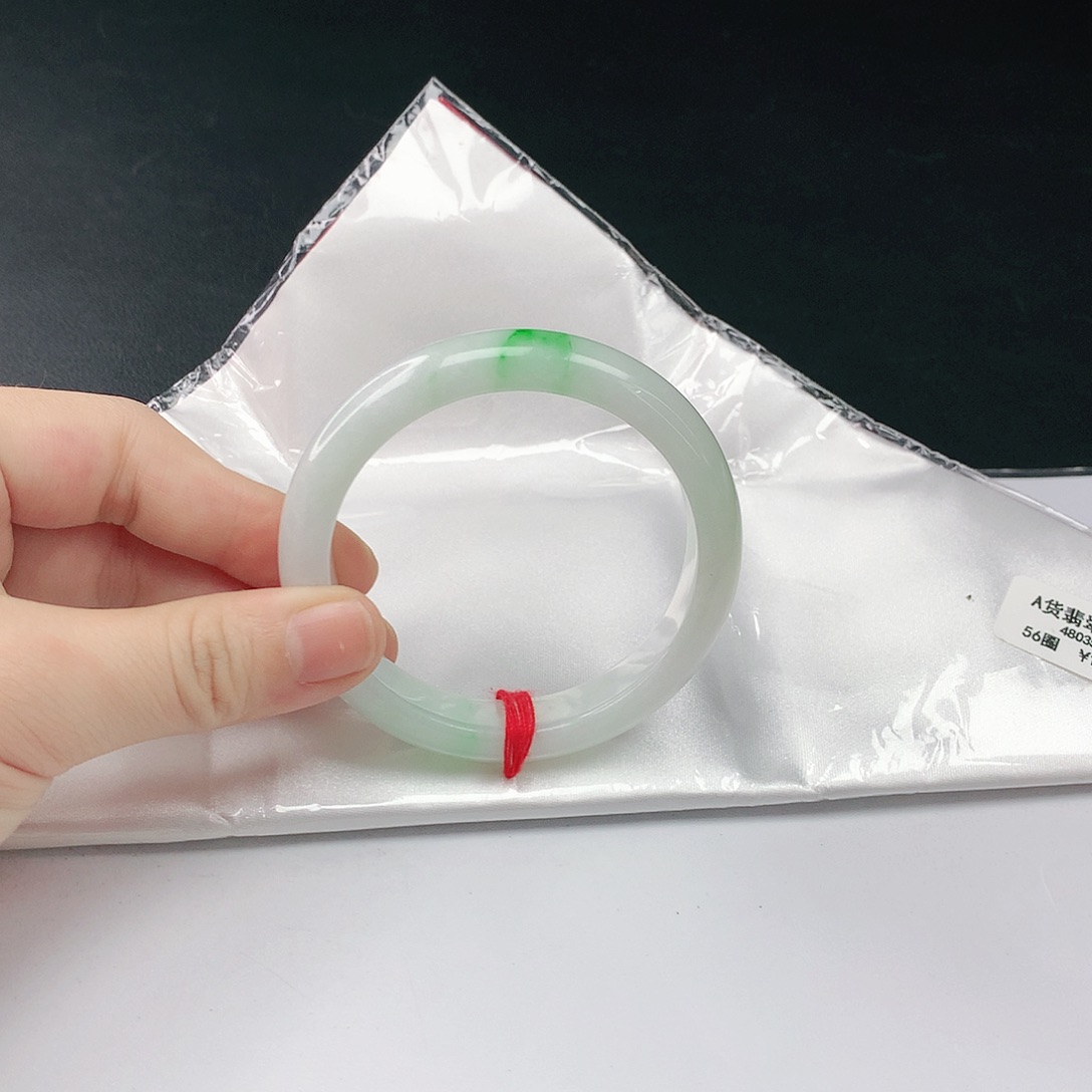 翡翠手镯未镶嵌翡翠359