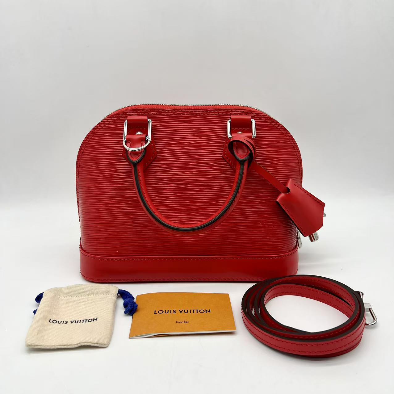 99新 LouisVuitton/路易威登 红色 EPI 水波纹 ALMA BB 贝壳包