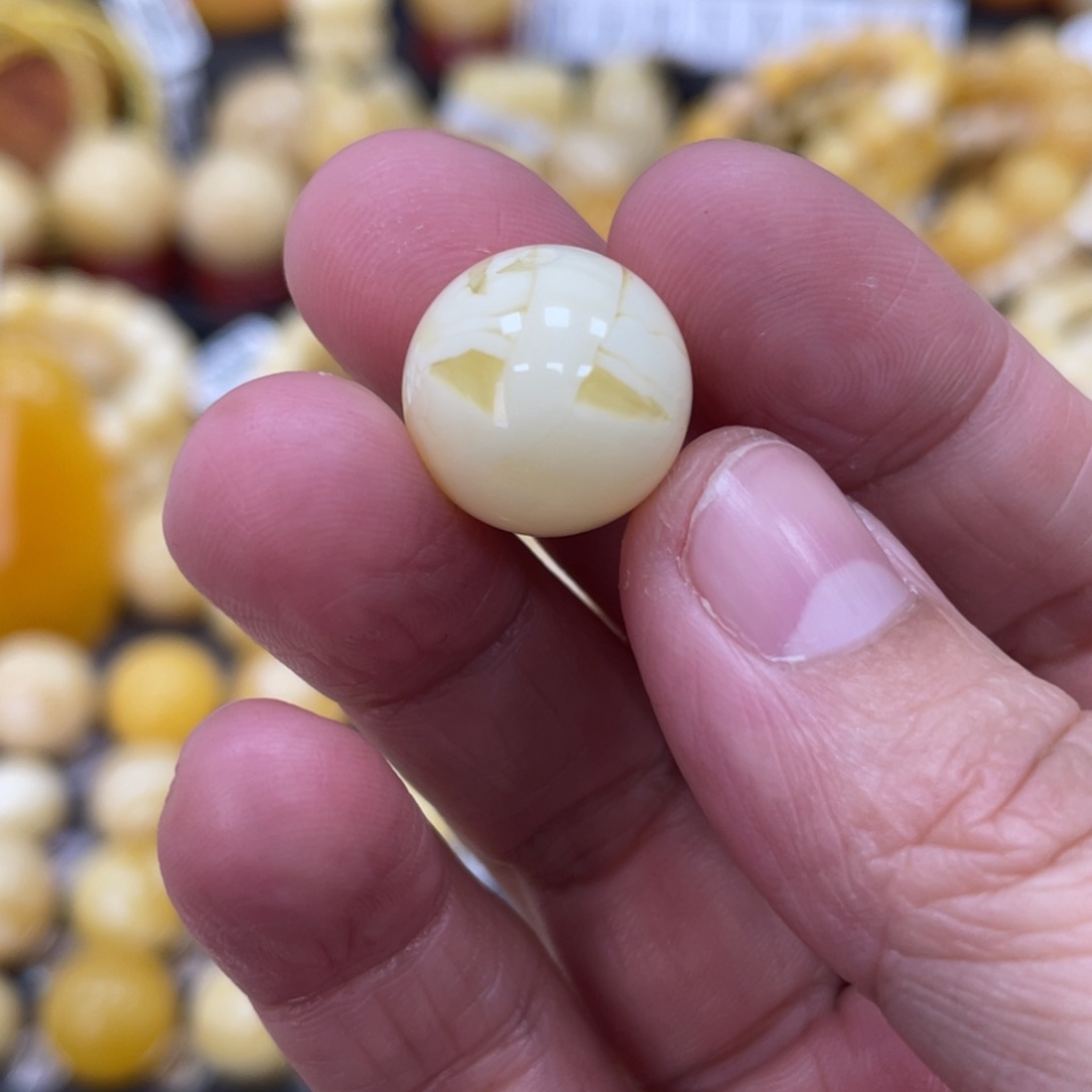 琥珀珠宝奇石未镶嵌他****他15.3mm