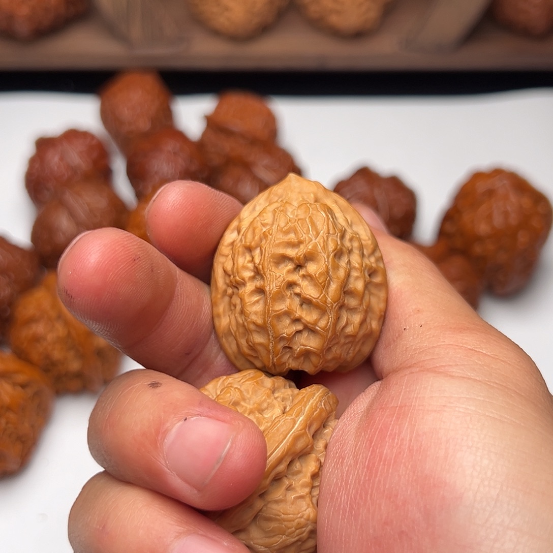 吊坠文玩核桃野生