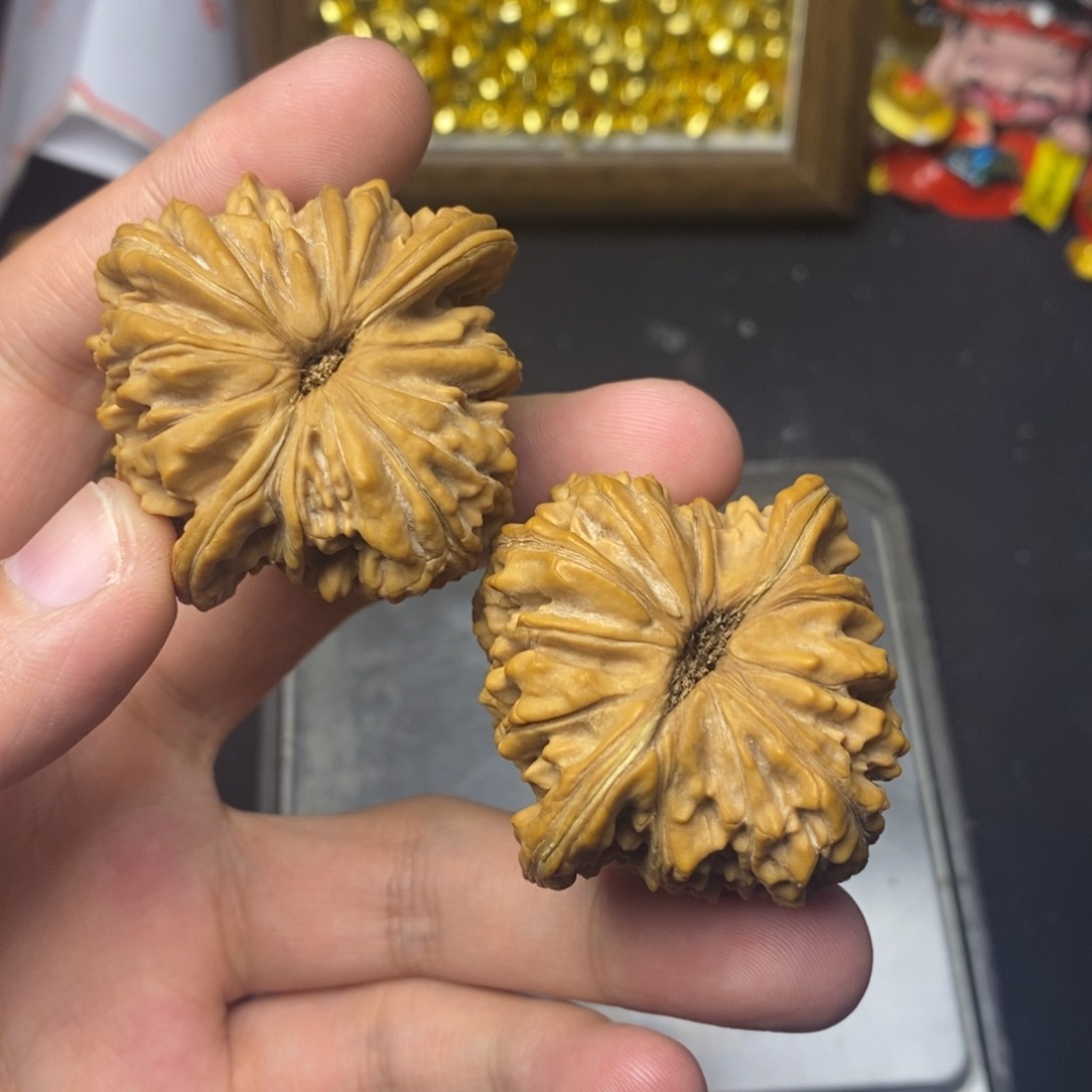 吊坠文玩核桃三角楼