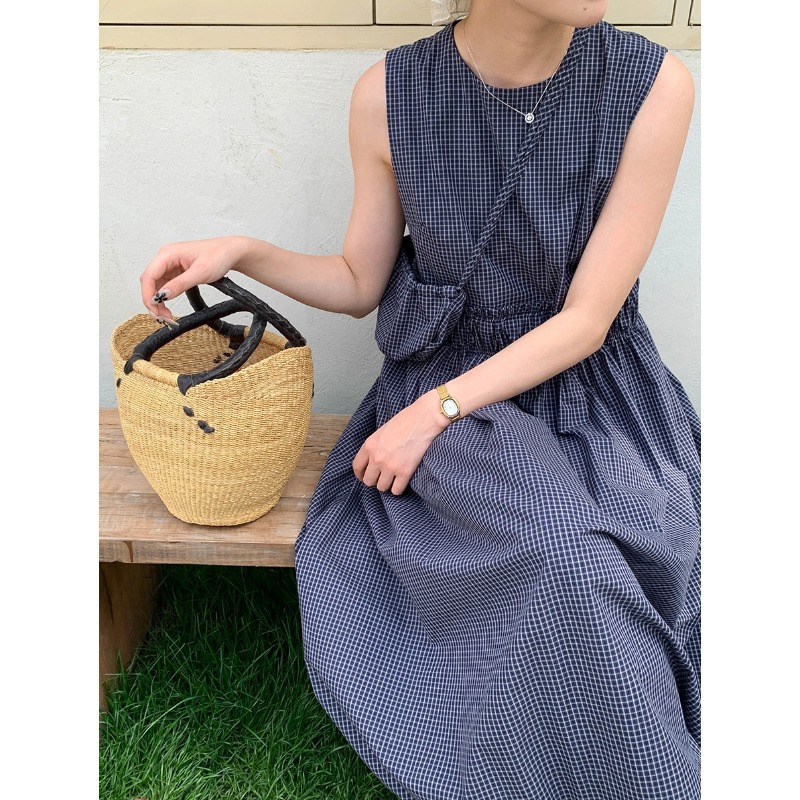 3th Morning 送小包 韩系格子圆领收腰花苞背心连衣裙