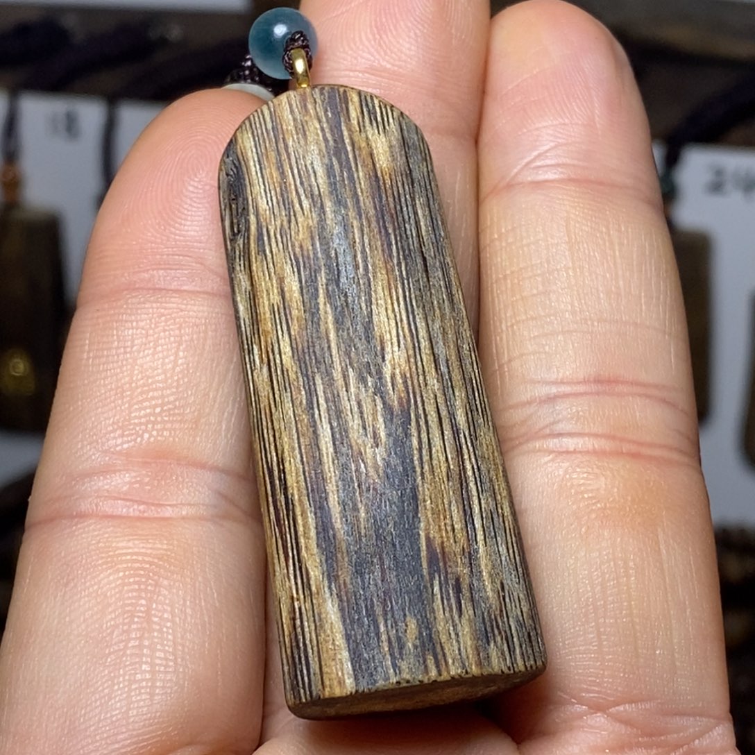 沉香碎屑沉香牌子