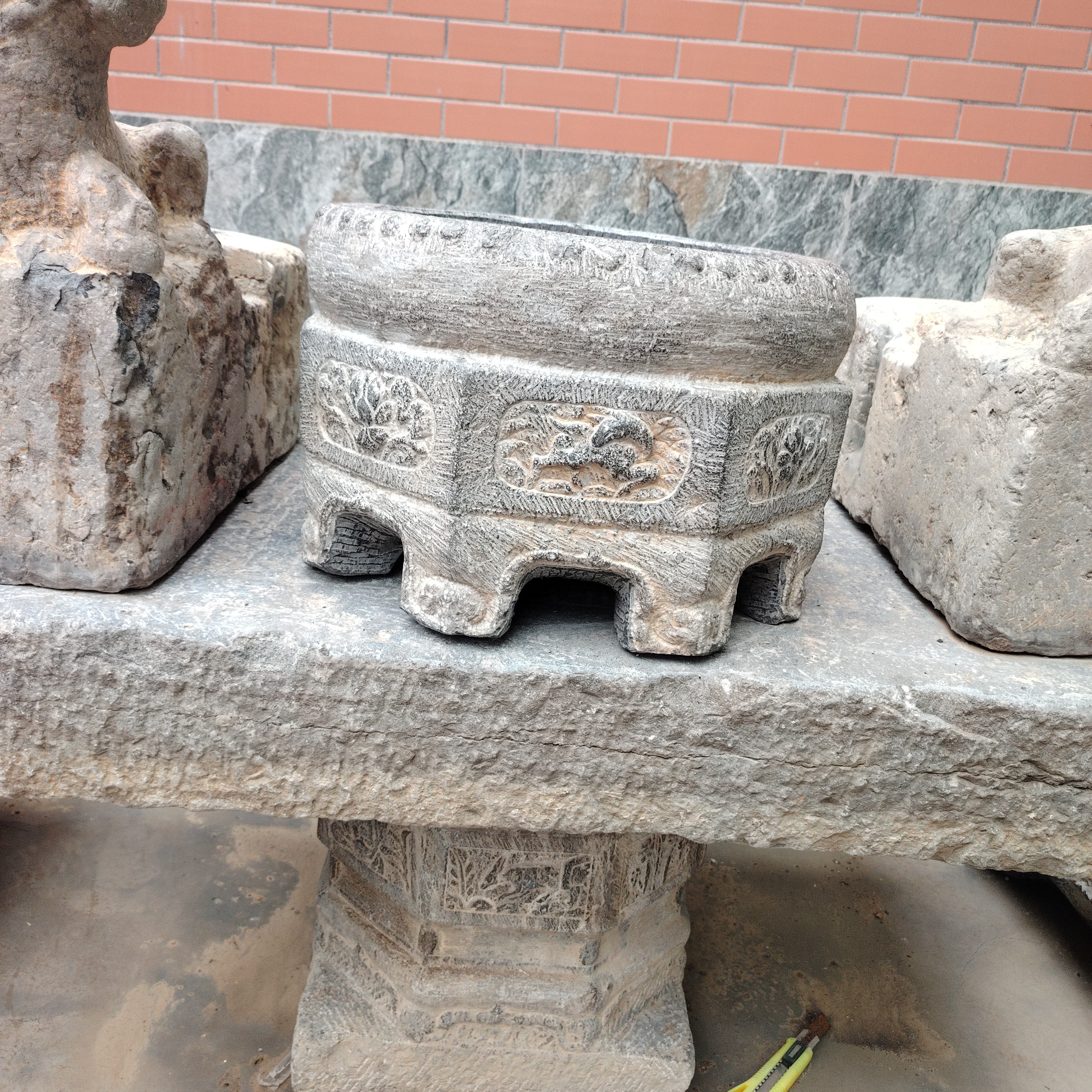 陕西关中黑青石老盆