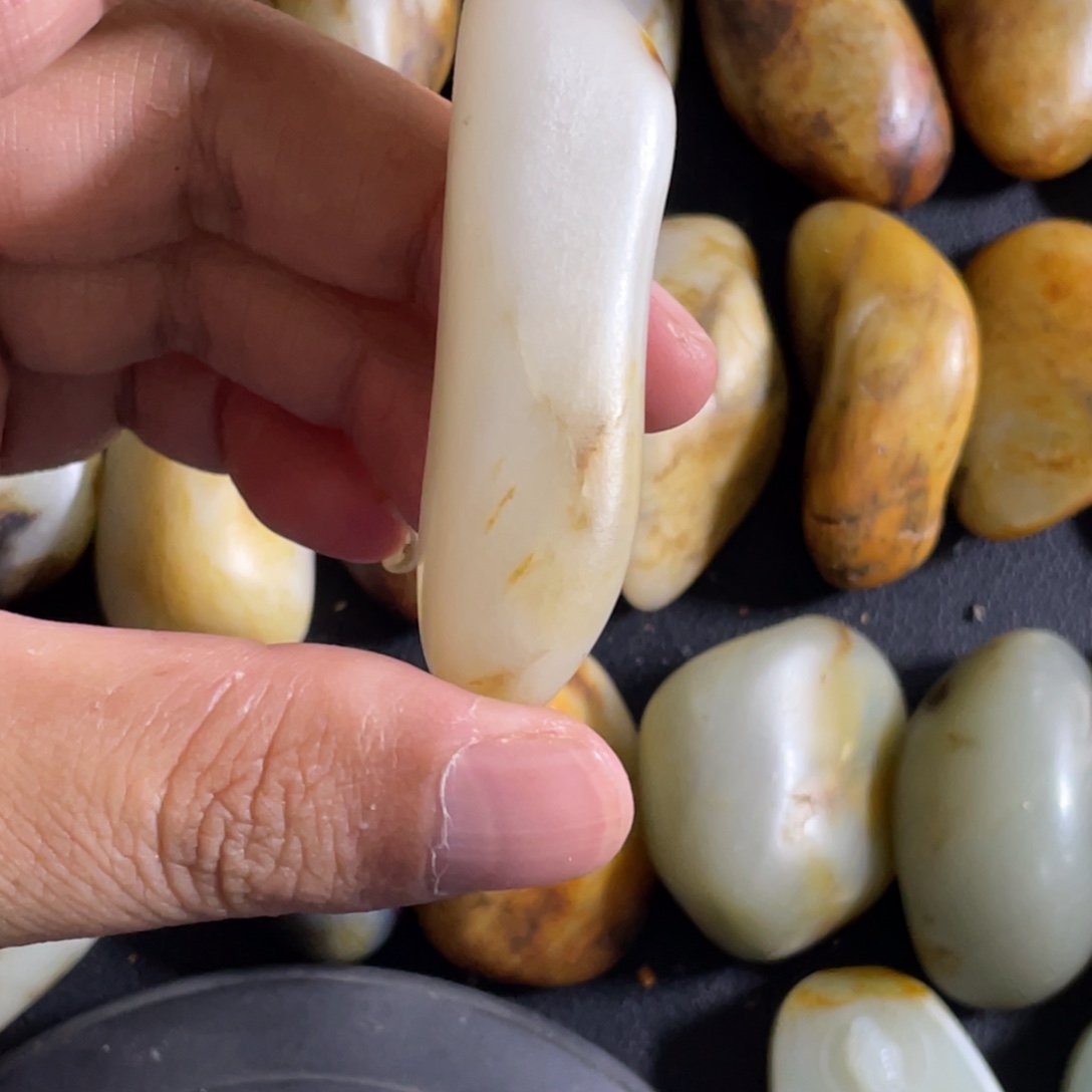 黑***马和田玉（子料）未镶嵌挂件