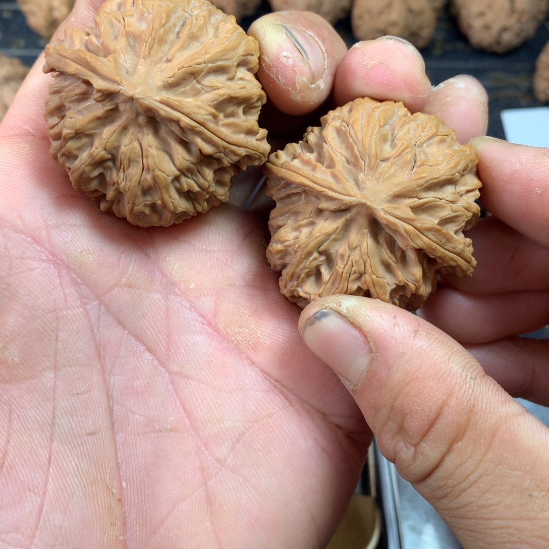 吊坠猴头核桃文玩核桃苹果园44