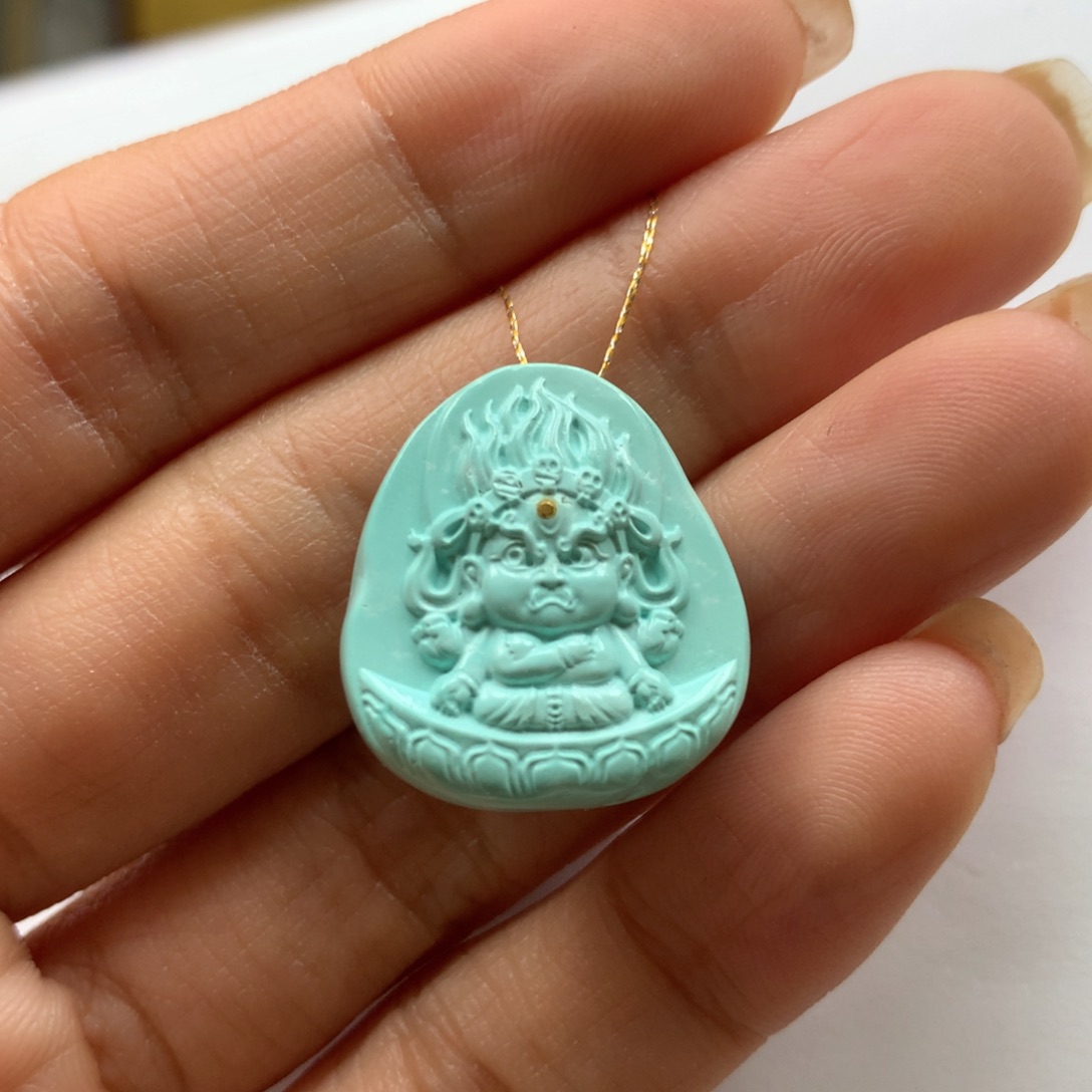 绿松石配饰未镶嵌