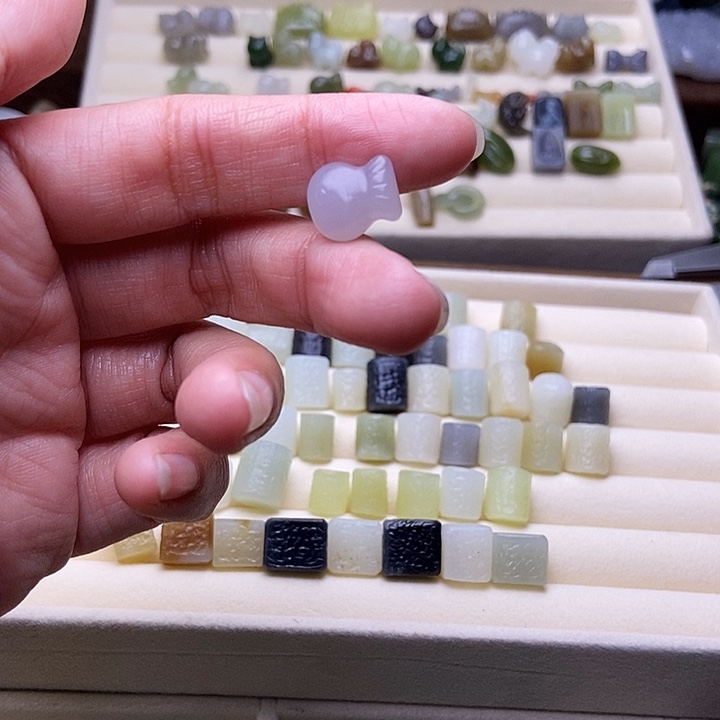 幺***林和田玉未镶嵌手链