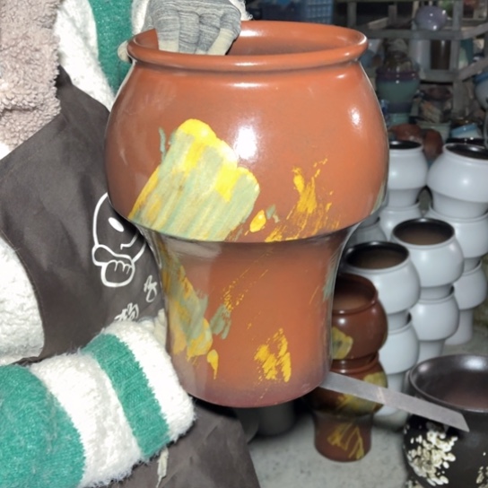 红陶口20高34瑕疵