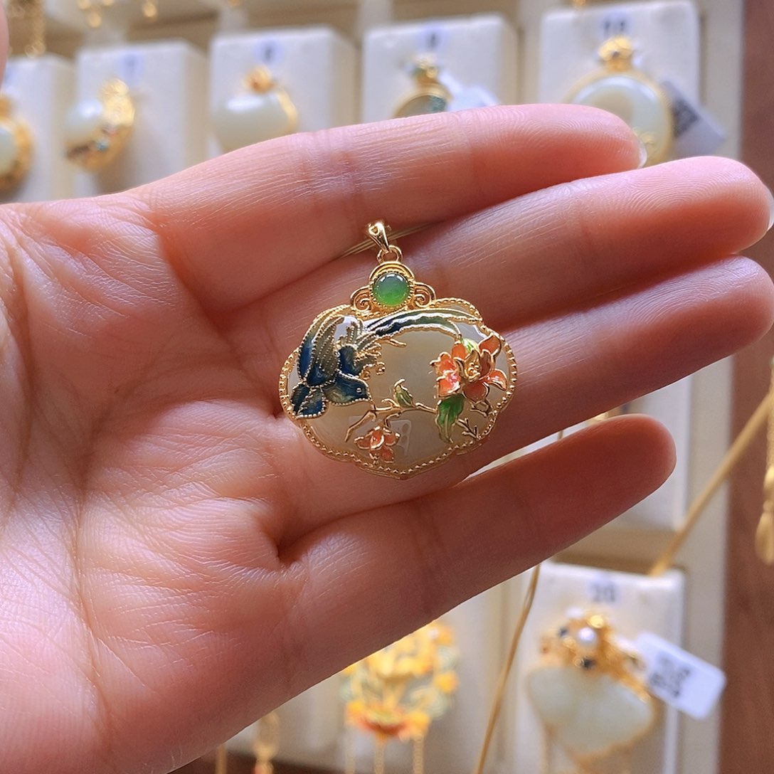 和田玉颈饰银S925镶嵌