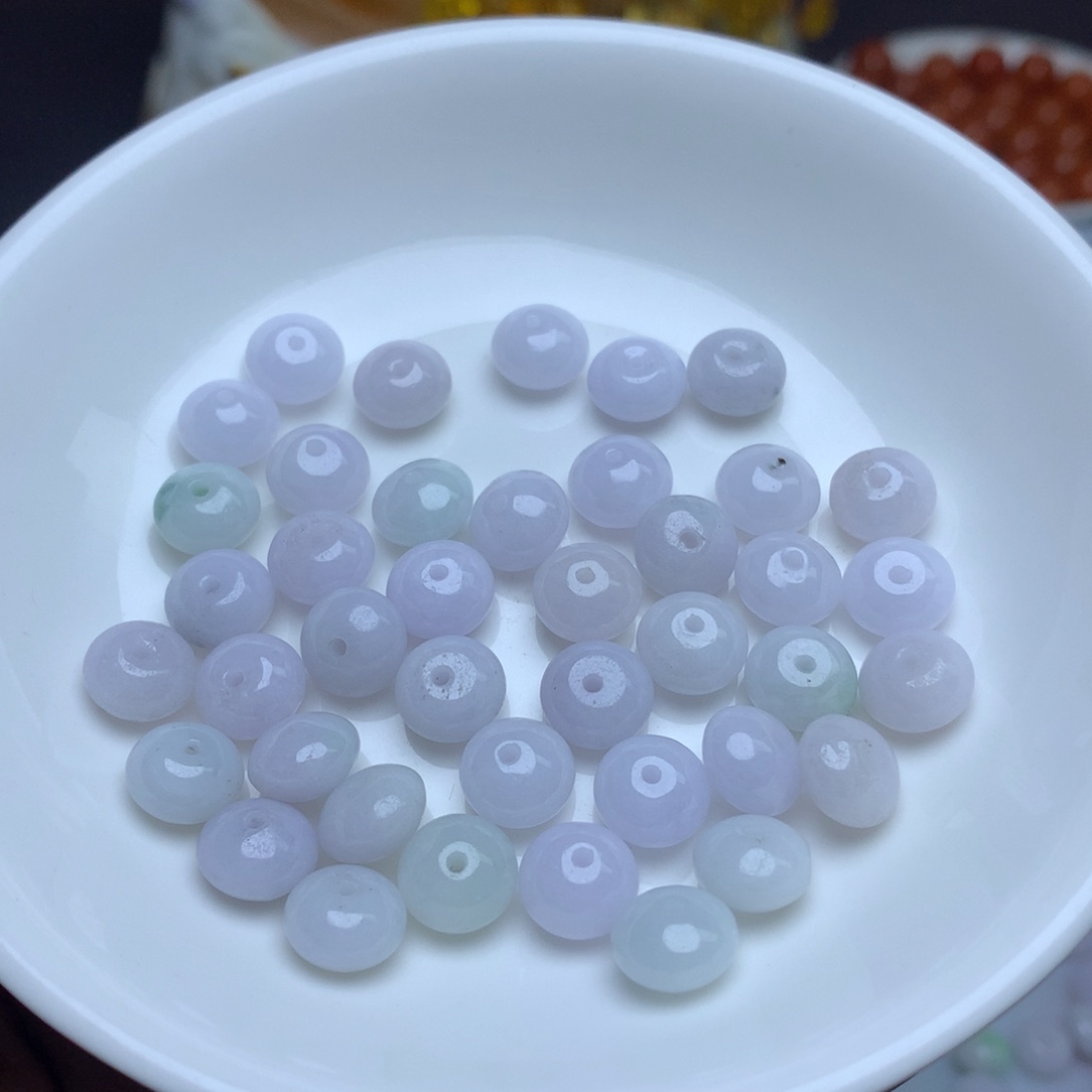 【闪购商品】翡翠手链未镶嵌卡5.6乘8.7冰淡紫鼓珠30个