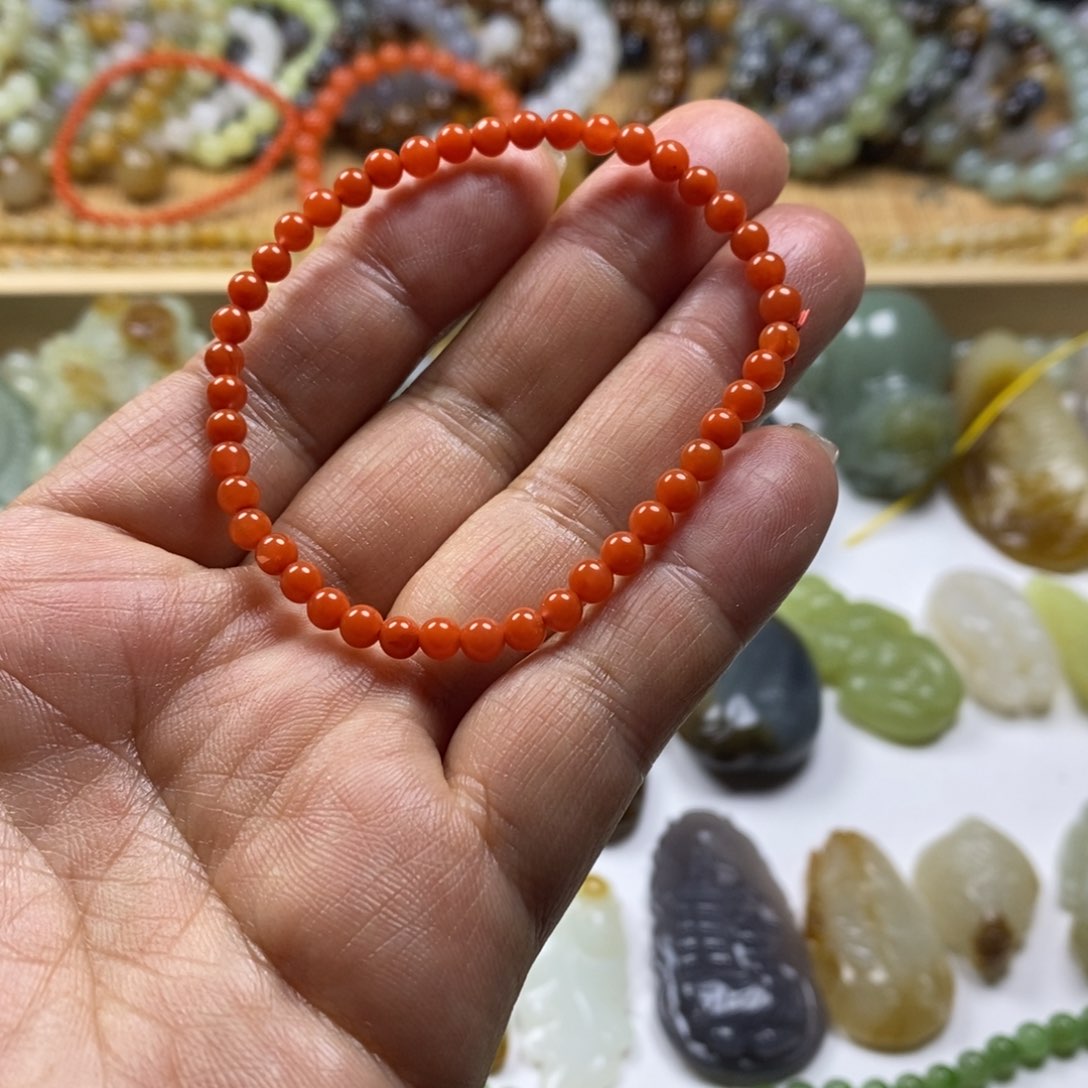 南红玛瑙手链未镶嵌