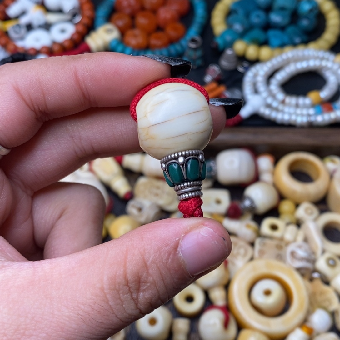 丸***君铜藏传文玩高白三通1.8