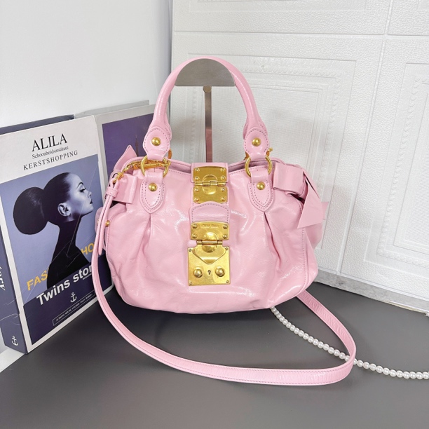 95新 MIU MIU/缪缪 粉色油蜡皮蝴蝶结机车包