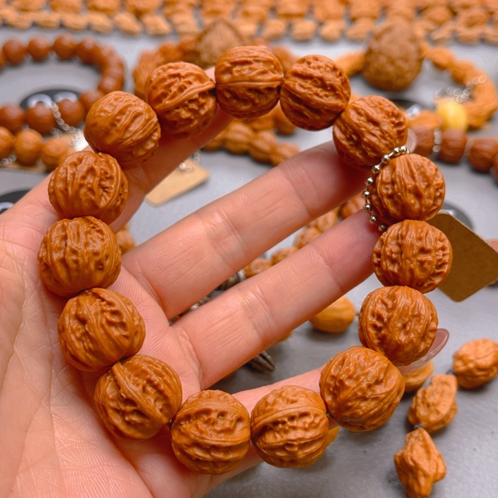 J***、吊坠文玩核桃核桃手串