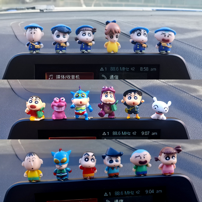 车上塑料玩偶高级感精致汽车摆件车载饰品中控台高档车内装饰