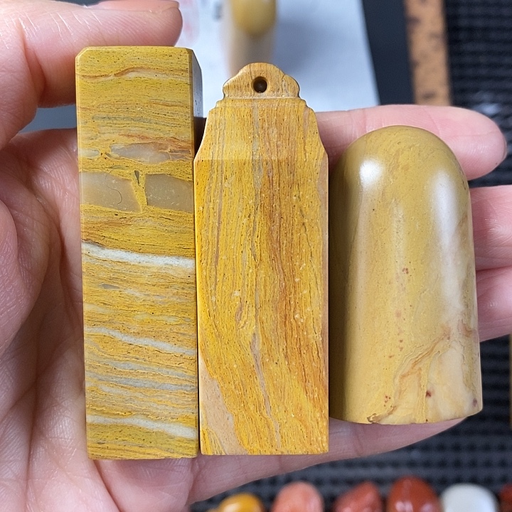 燕***飞巴林石现场直播手工制作