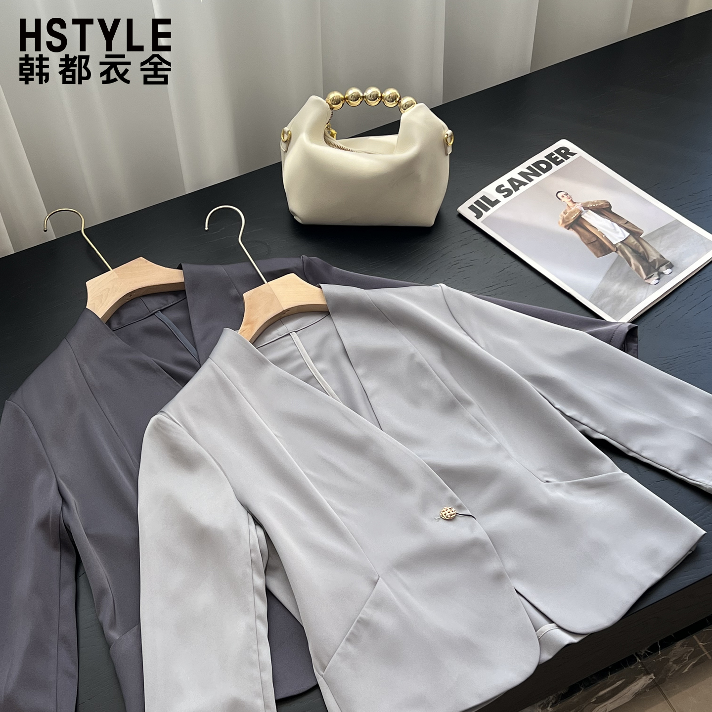 韩都衣舍V领单扣七分袖西装女高级感通勤时髦小众气质西服外套秋