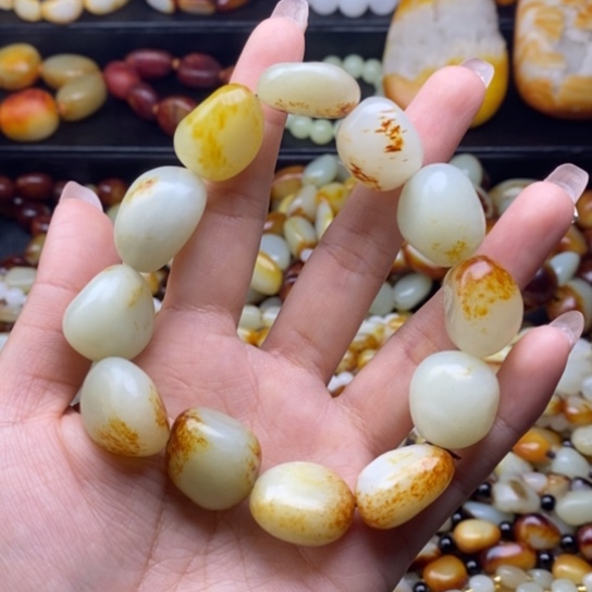 和田玉手链未镶嵌