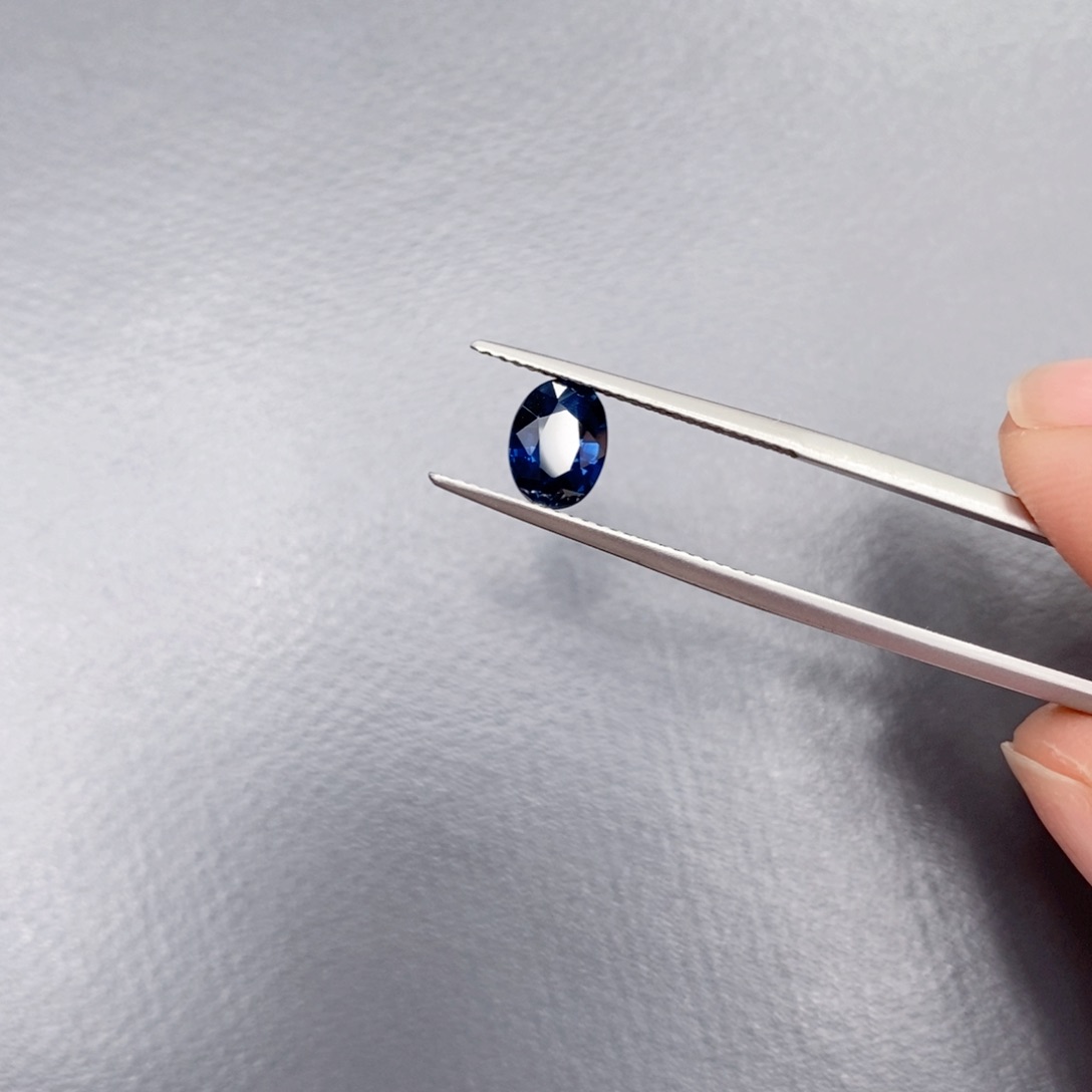 蓝宝石裸石未镶嵌1.64ct