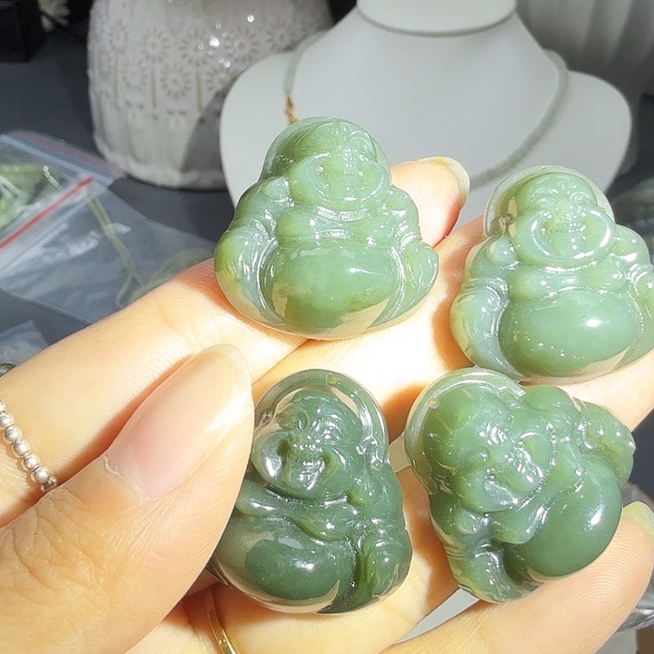 颈饰未镶嵌和田玉10