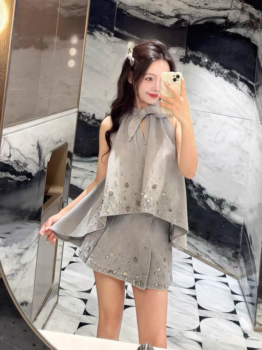 花颜颜上衣套装牛仔宽松时尚套装重工女装显瘦减龄