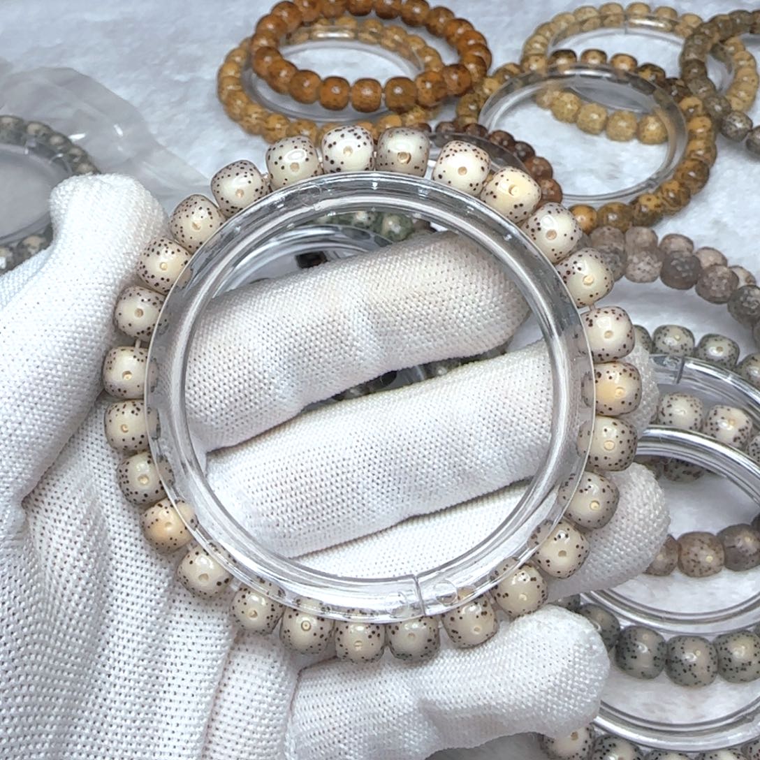 手串星月菩提21号冰糖大留白8左右