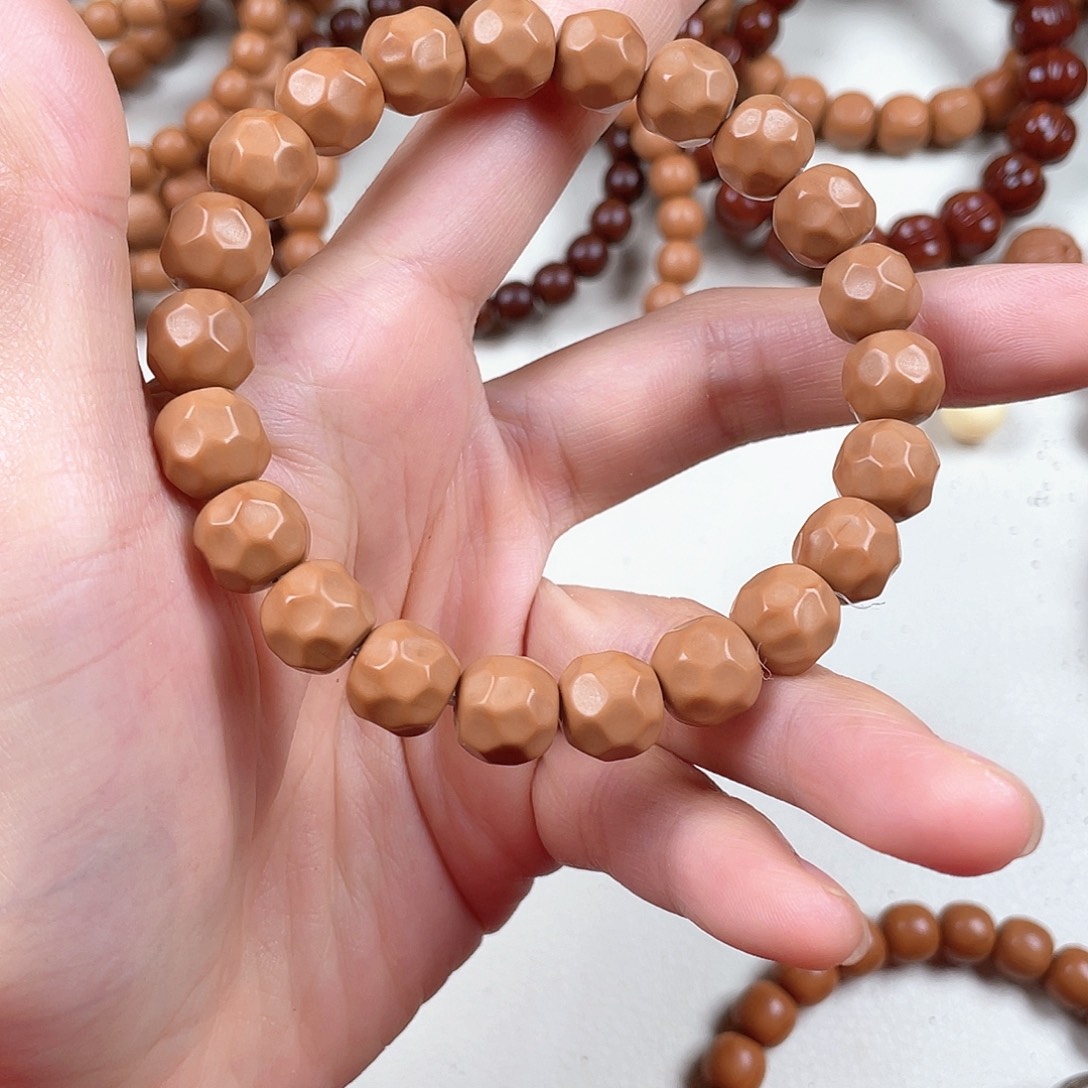 猴头核桃手串全品奶酪