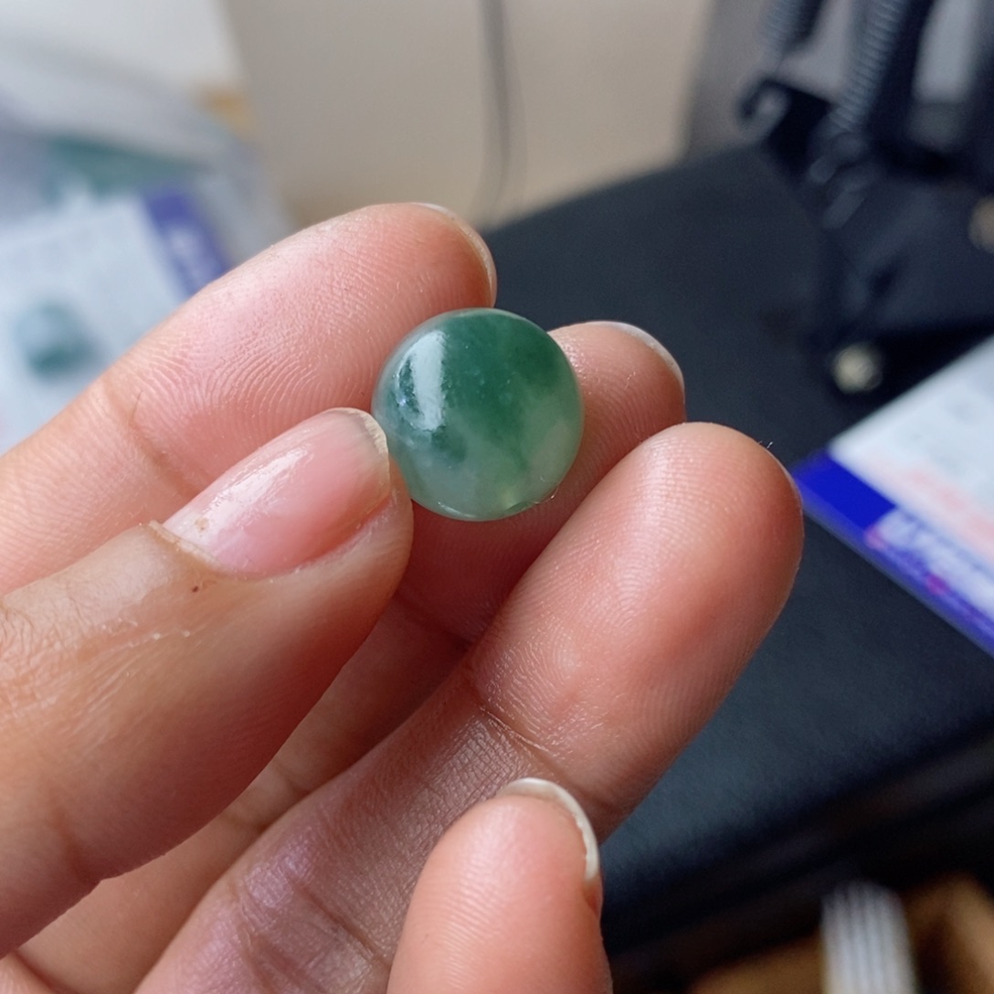 定制翡翠未镶嵌毛货