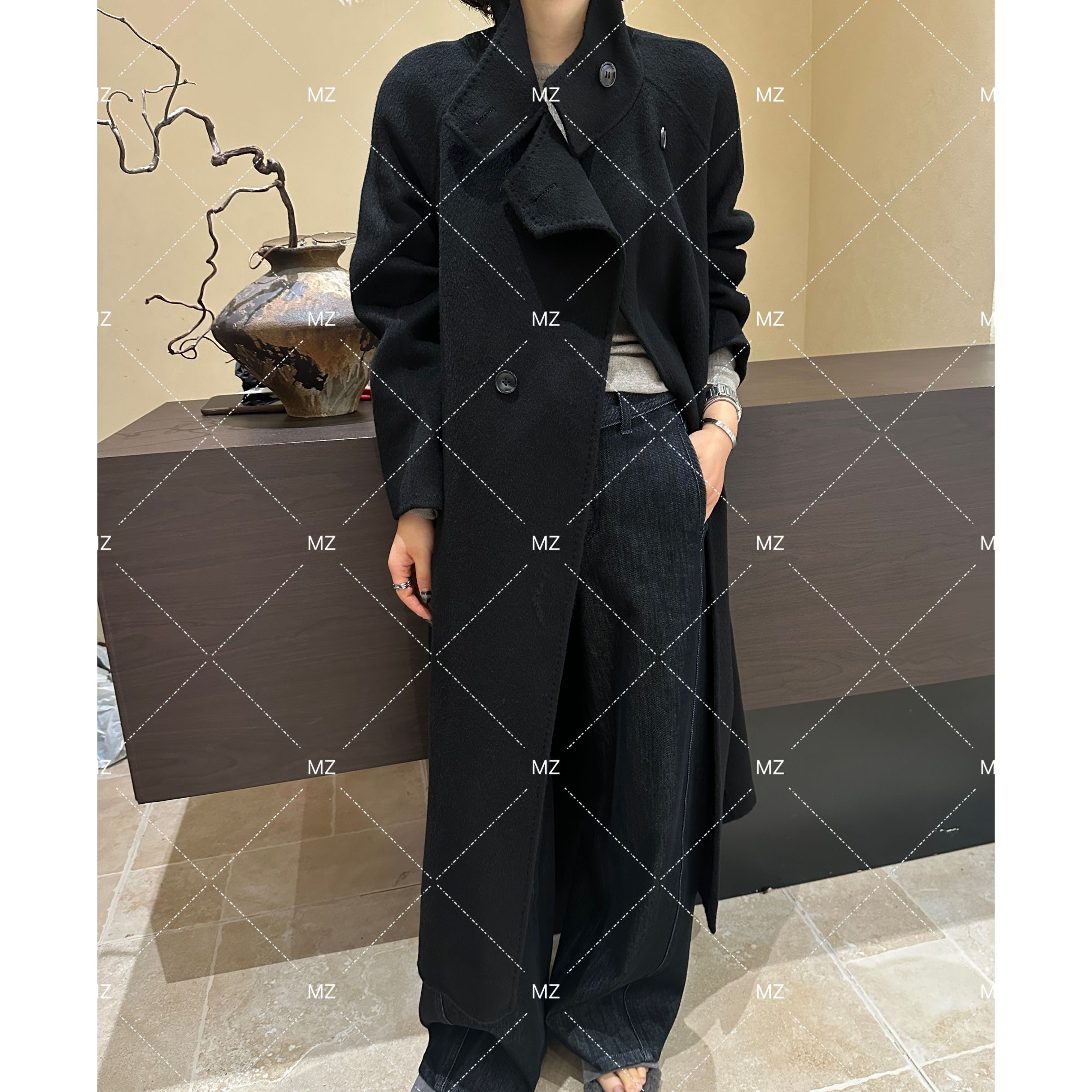 【格子家】秋冬黑色气质轻奢长款大衣B385