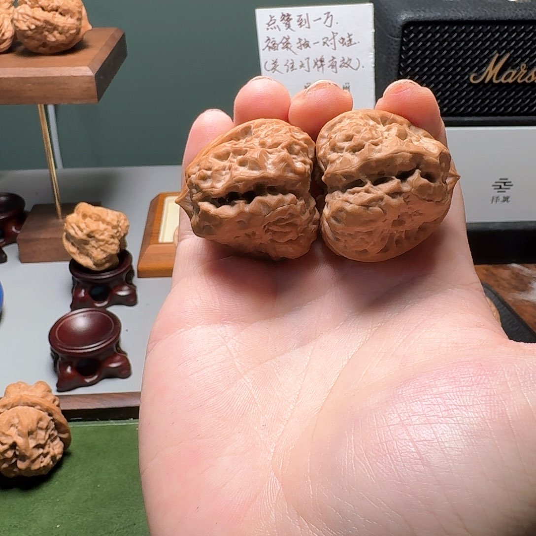 沉***溺文玩核桃吊坠择真严选39四开背八蹬腿延庆S级