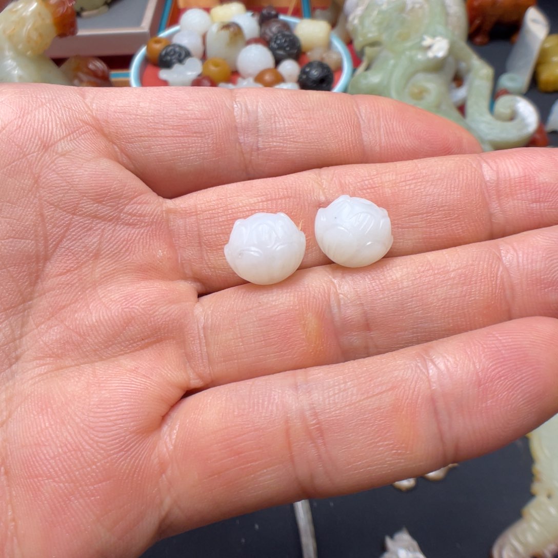 和田玉颈饰未镶嵌找****头