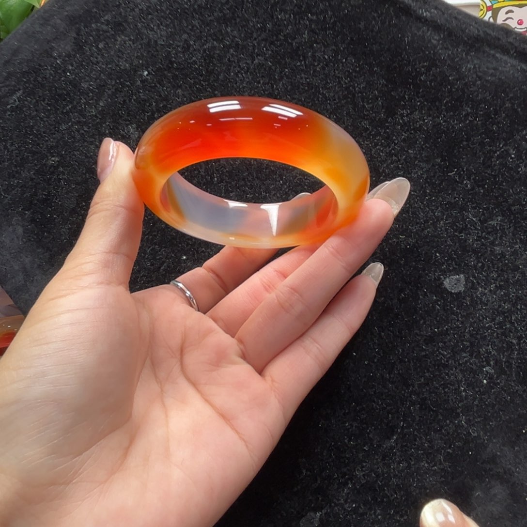 手镯玛瑙/玉髓未镶嵌